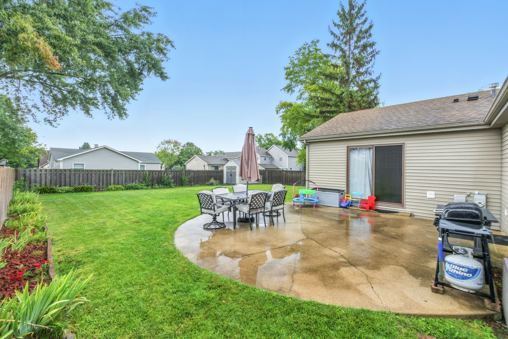 312 Exmoor Drive, Streamwood, IL 60107