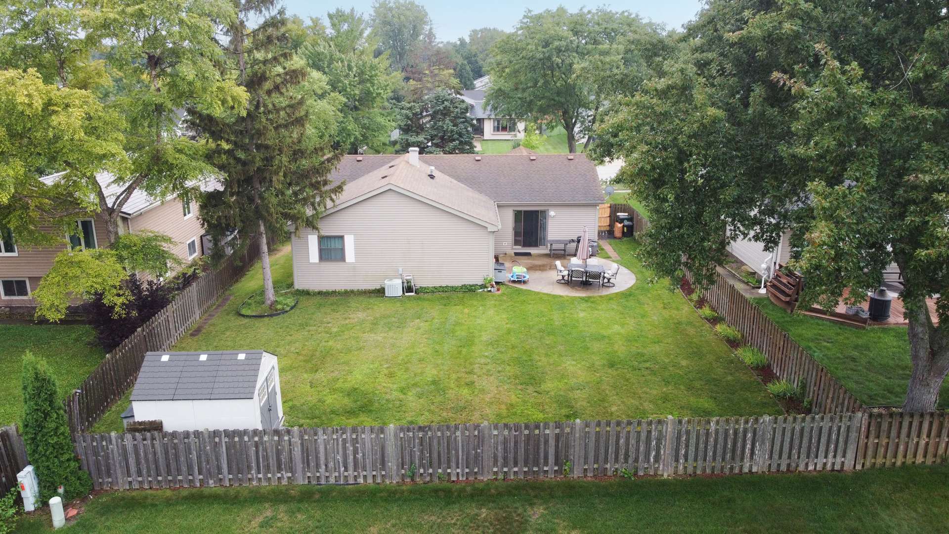 312 Exmoor Drive, Streamwood, IL 60107