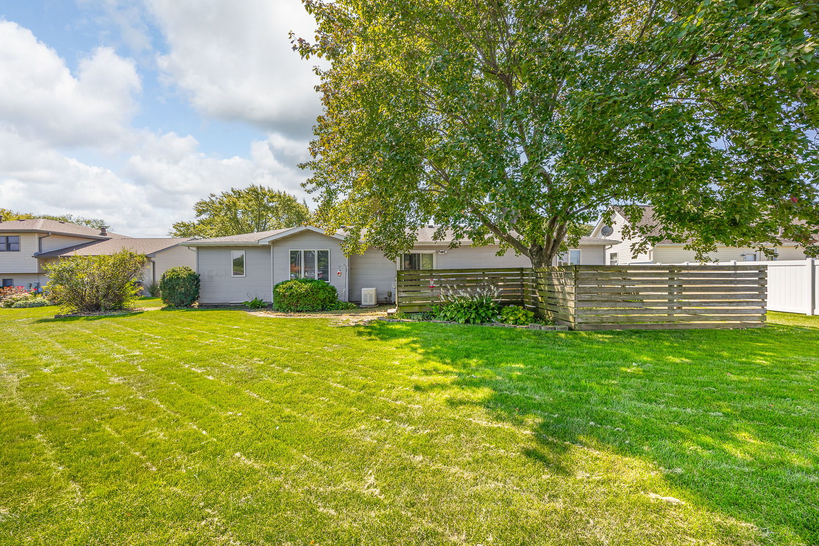 103 E Coady Drive, Minooka, IL 60447
