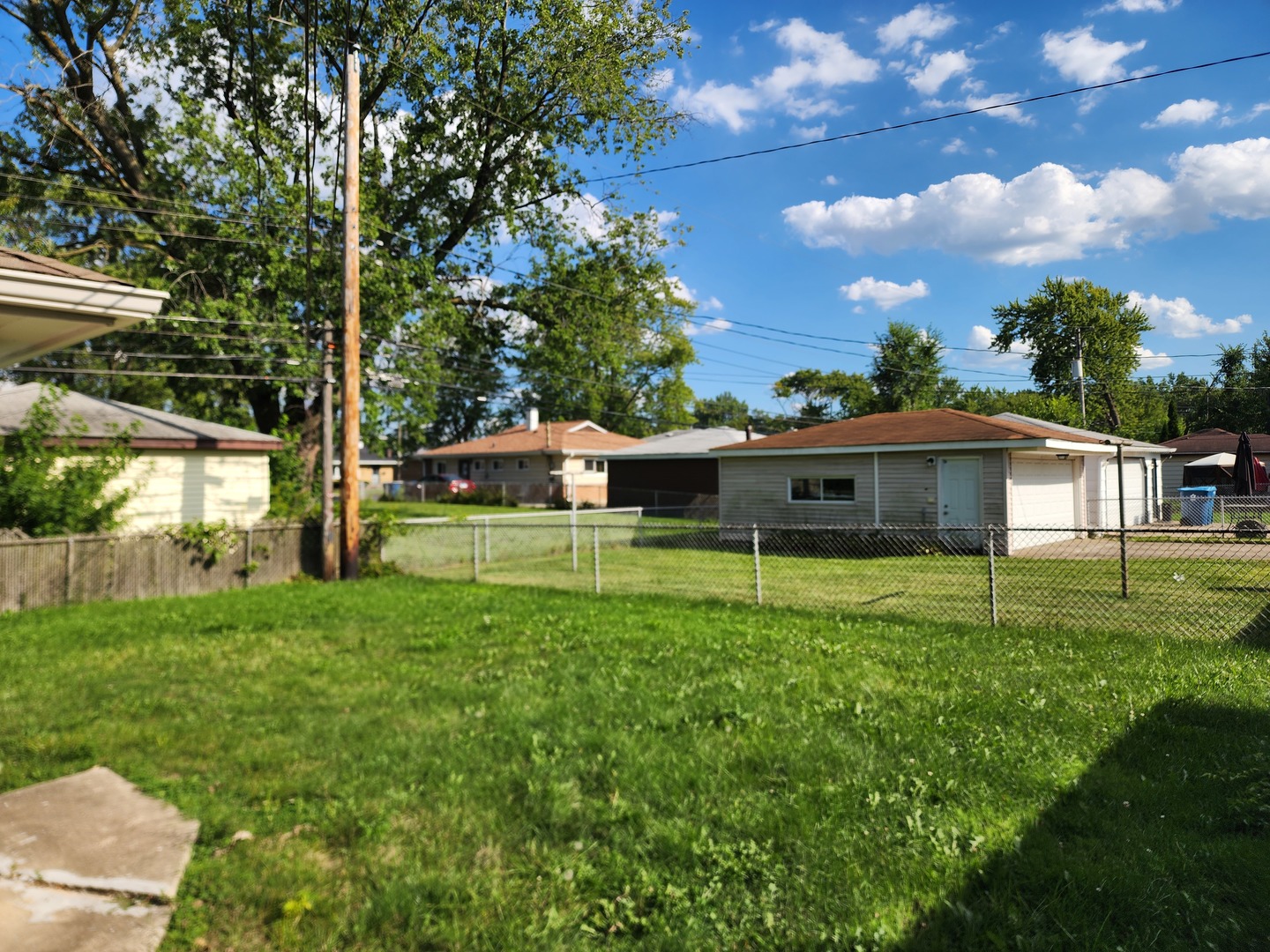 1365 Imperial Avenue, Calumet City, IL 60409
