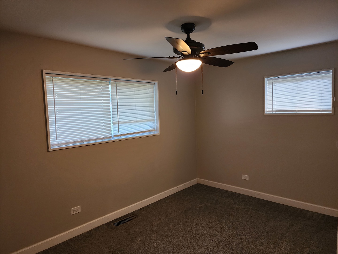 1365 Imperial Avenue, Calumet City, IL 60409