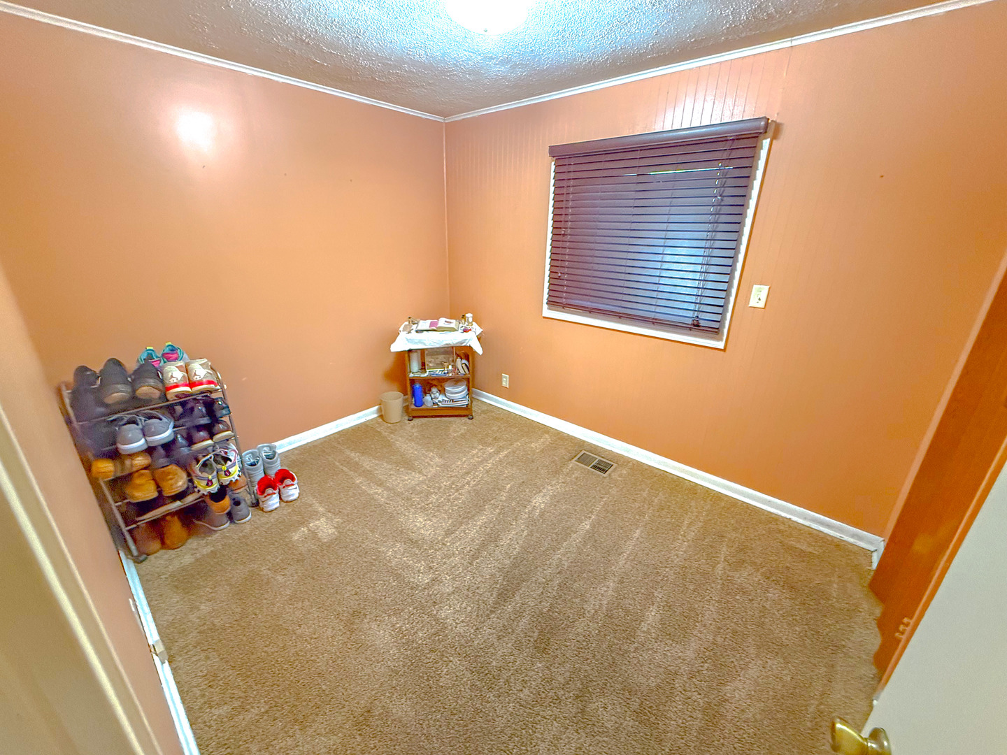17130 Park Avenue, Lansing, IL 60438