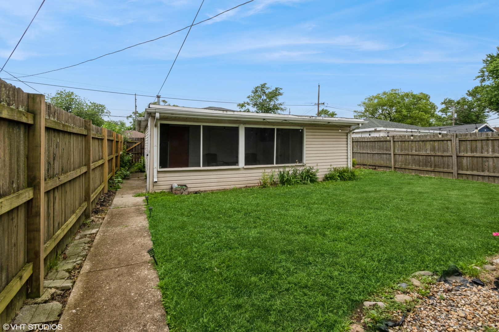 17130 Park Avenue, Lansing, IL 60438