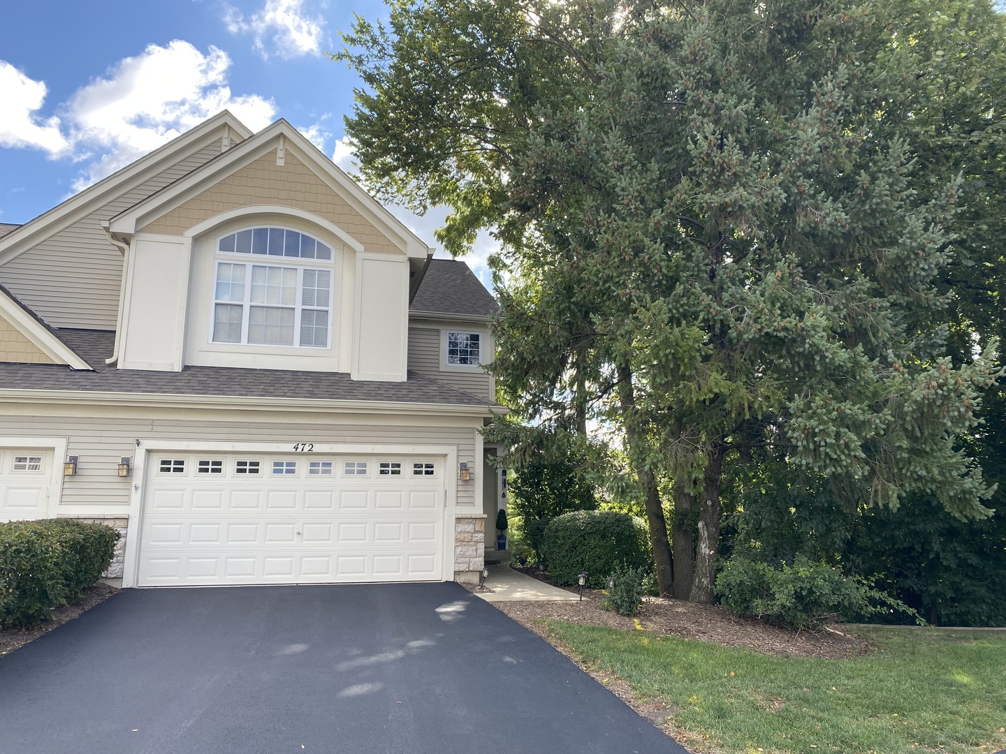 472 Vaughn Circle, Aurora, IL 60502