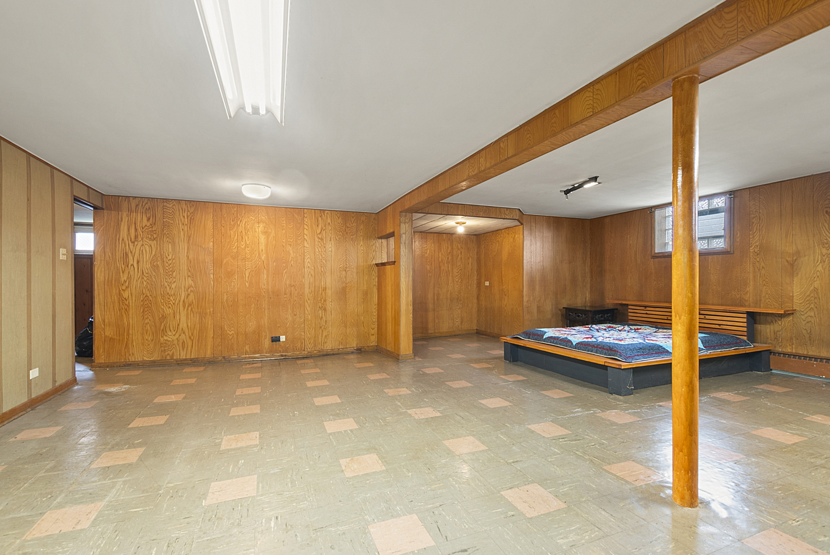 9525 Massasoit Avenue, Oak Lawn, IL 60453