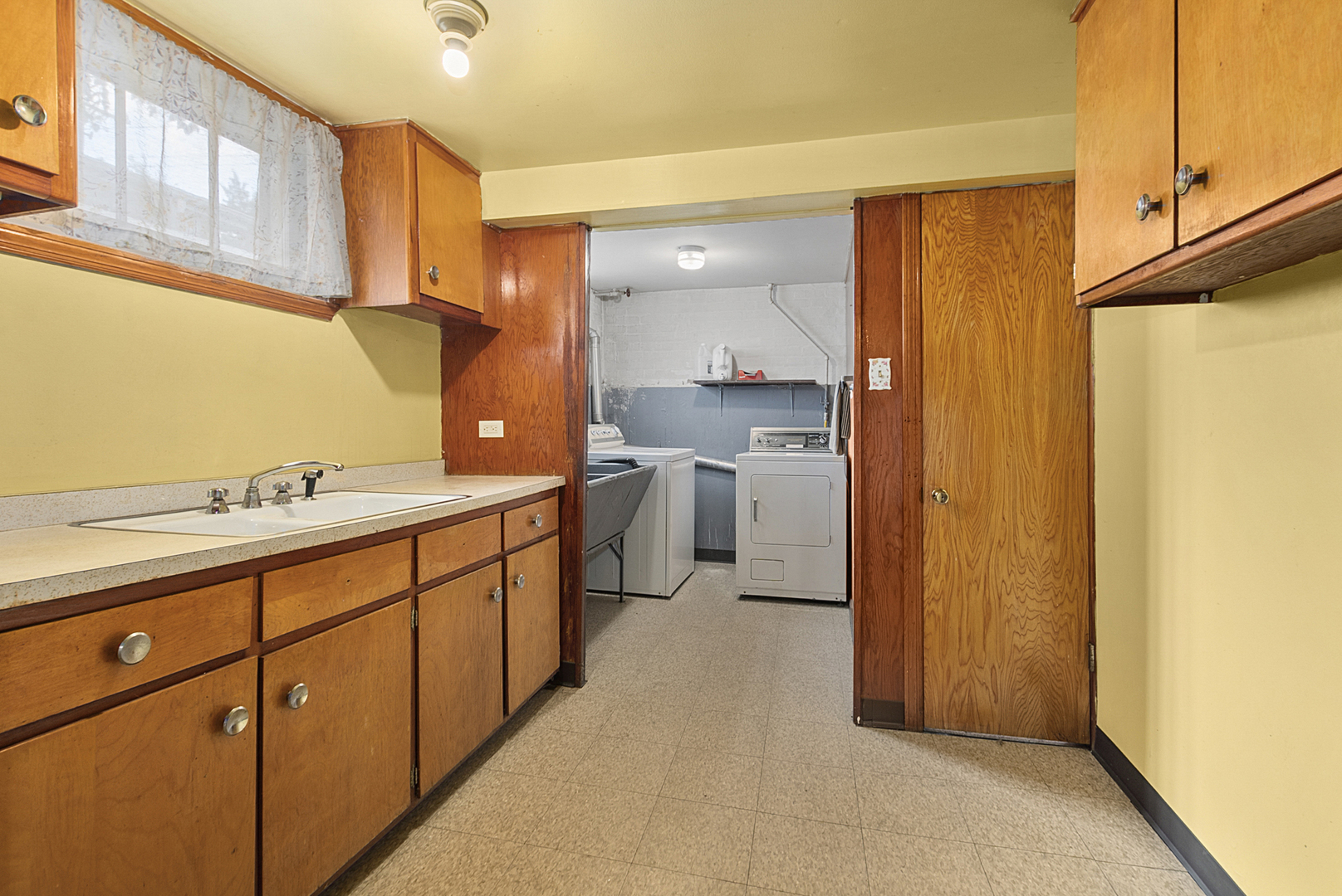 9525 Massasoit Avenue, Oak Lawn, IL 60453