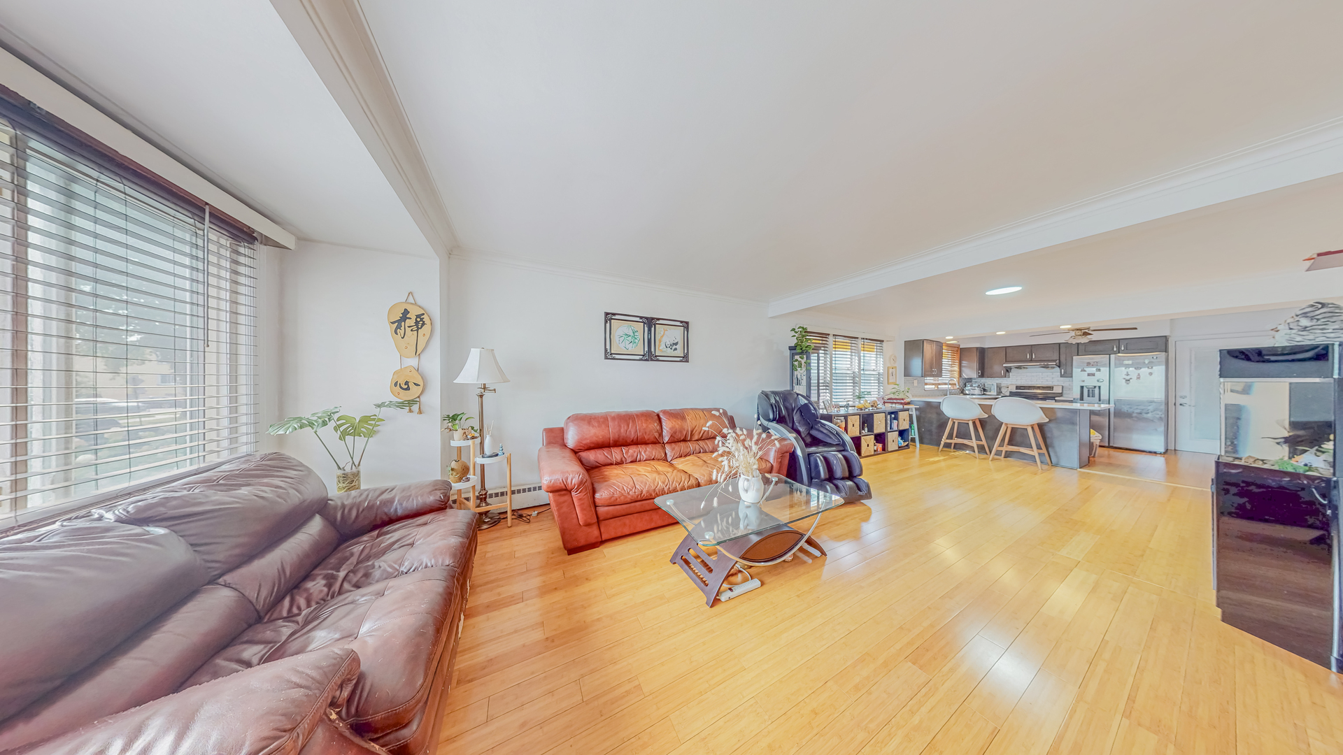 4542 S Sawyer Avenue, Chicago, IL 60632