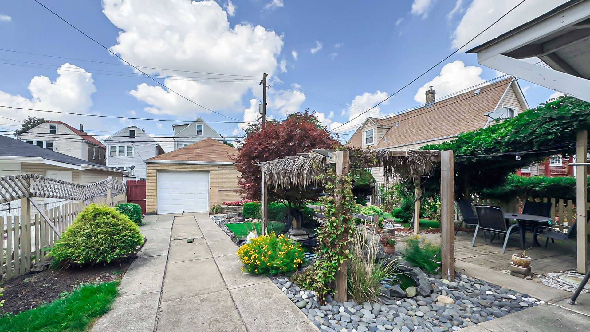 4542 S Sawyer Avenue, Chicago, IL 60632