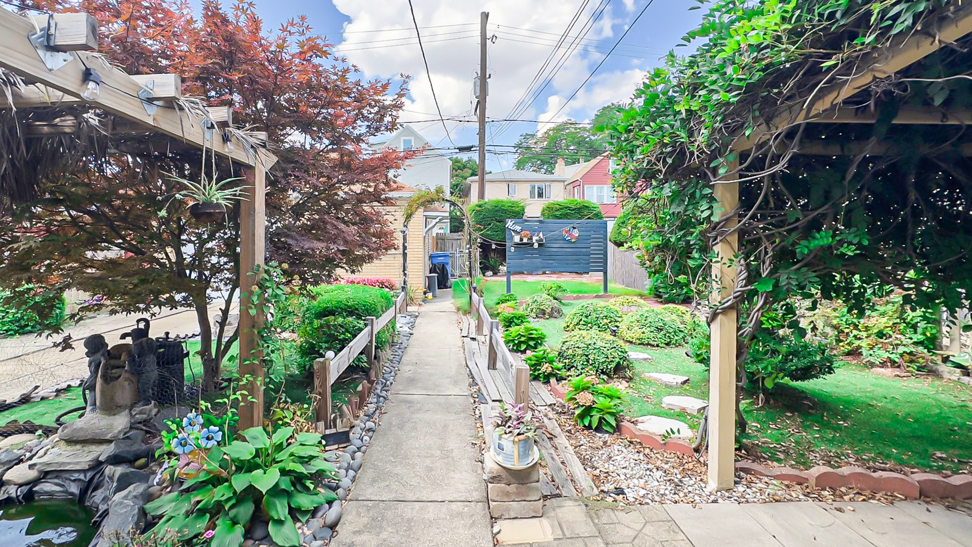 4542 S Sawyer Avenue, Chicago, IL 60632