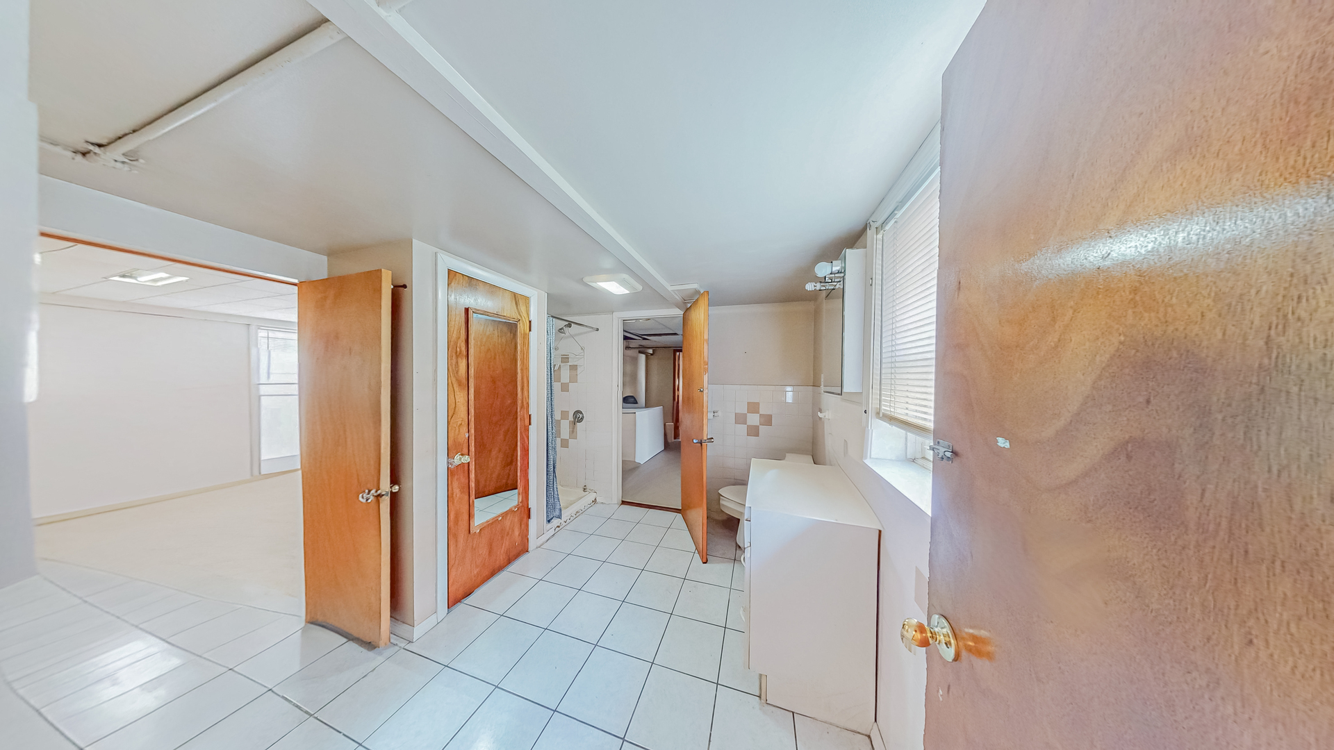 4542 S Sawyer Avenue, Chicago, IL 60632