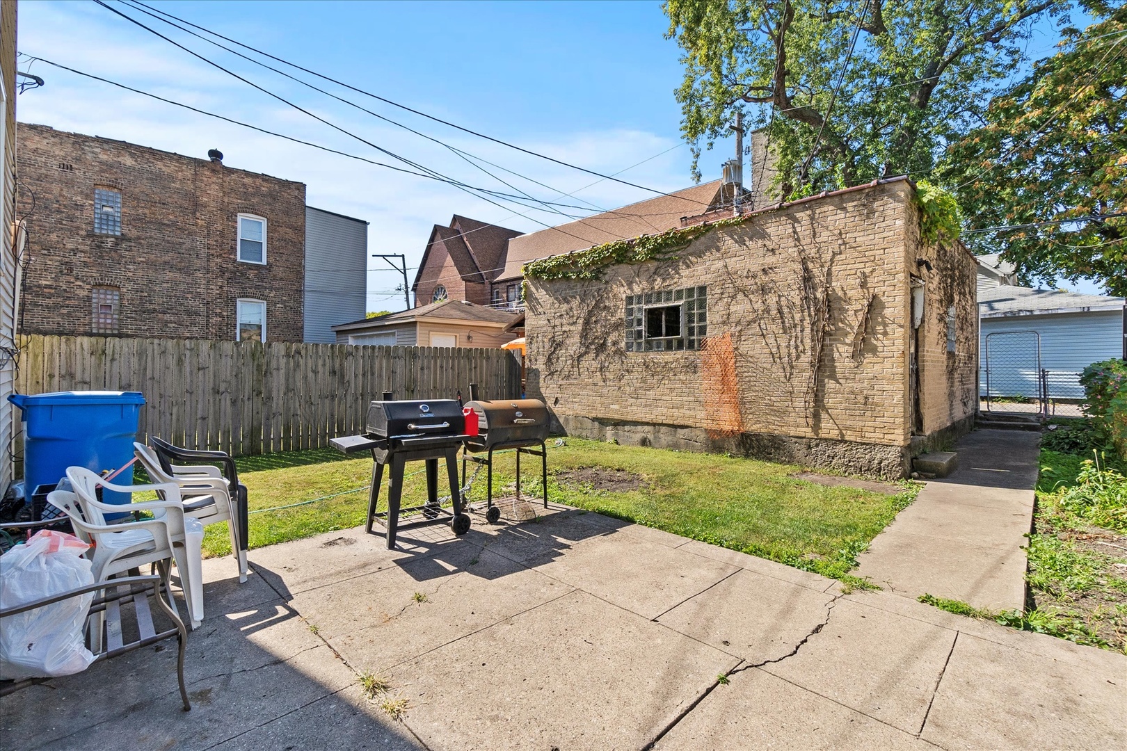 1512 N Lorel Avenue, Chicago, IL 60651