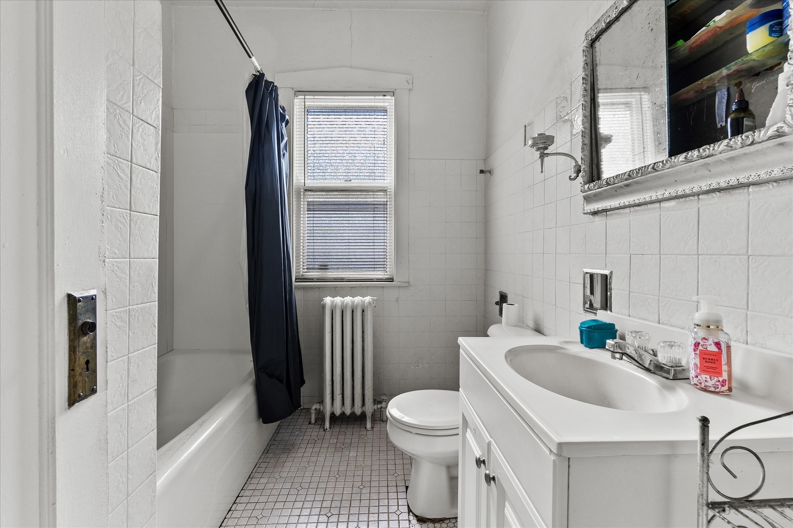 1512 N Lorel Avenue, Chicago, IL 60651