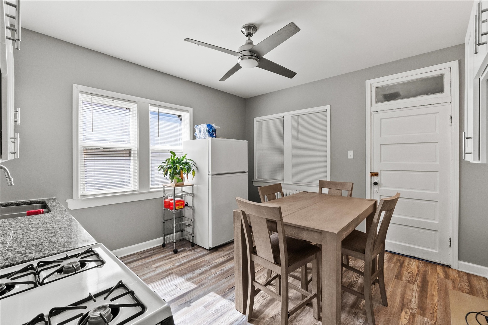 1512 N Lorel Avenue, Chicago, IL 60651