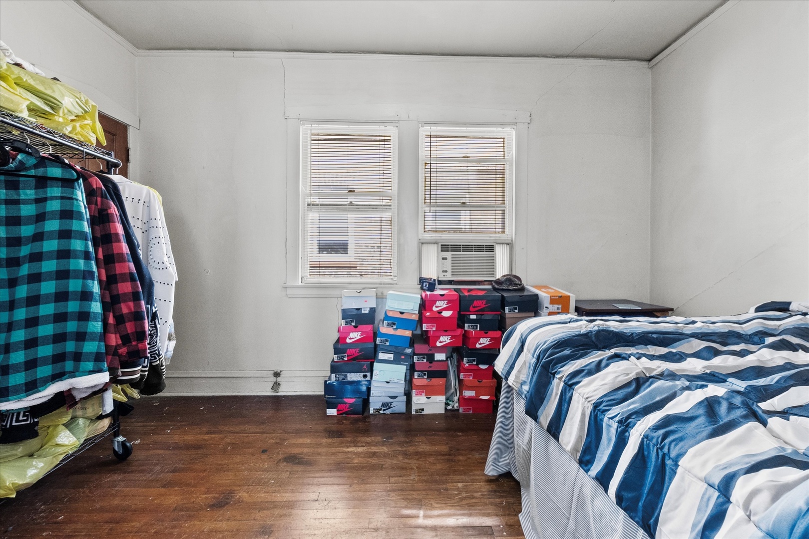1512 N Lorel Avenue, Chicago, IL 60651