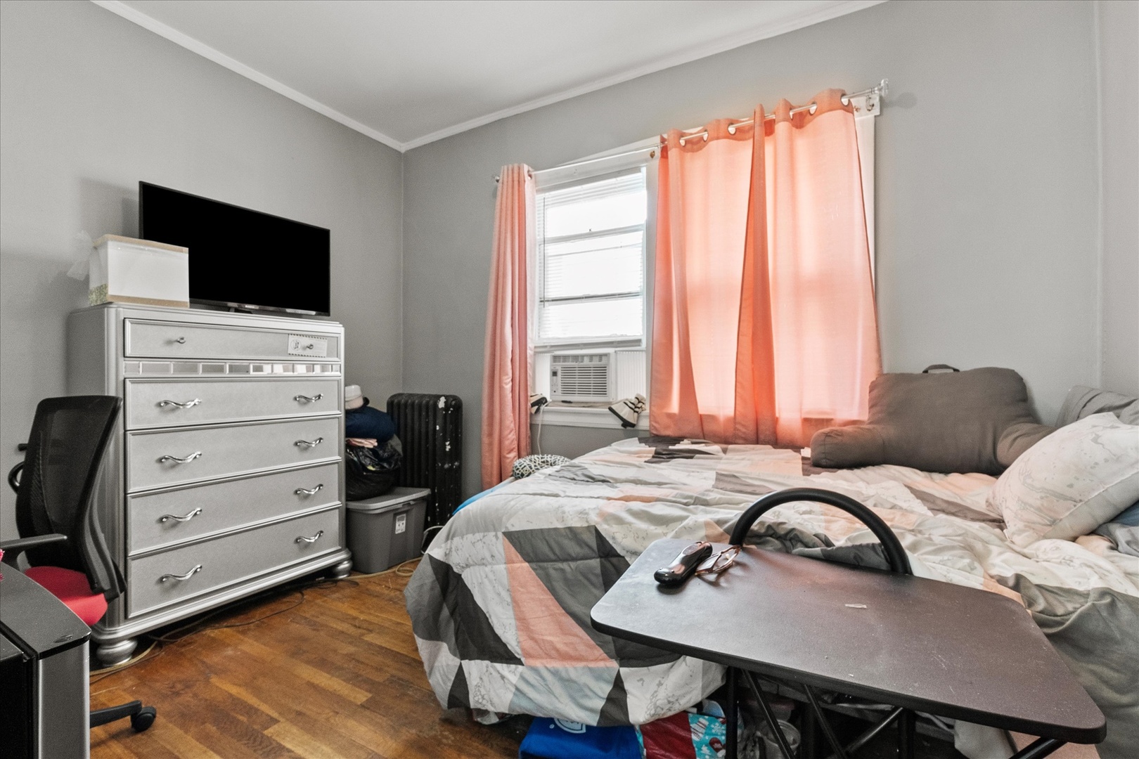 1512 N Lorel Avenue, Chicago, IL 60651