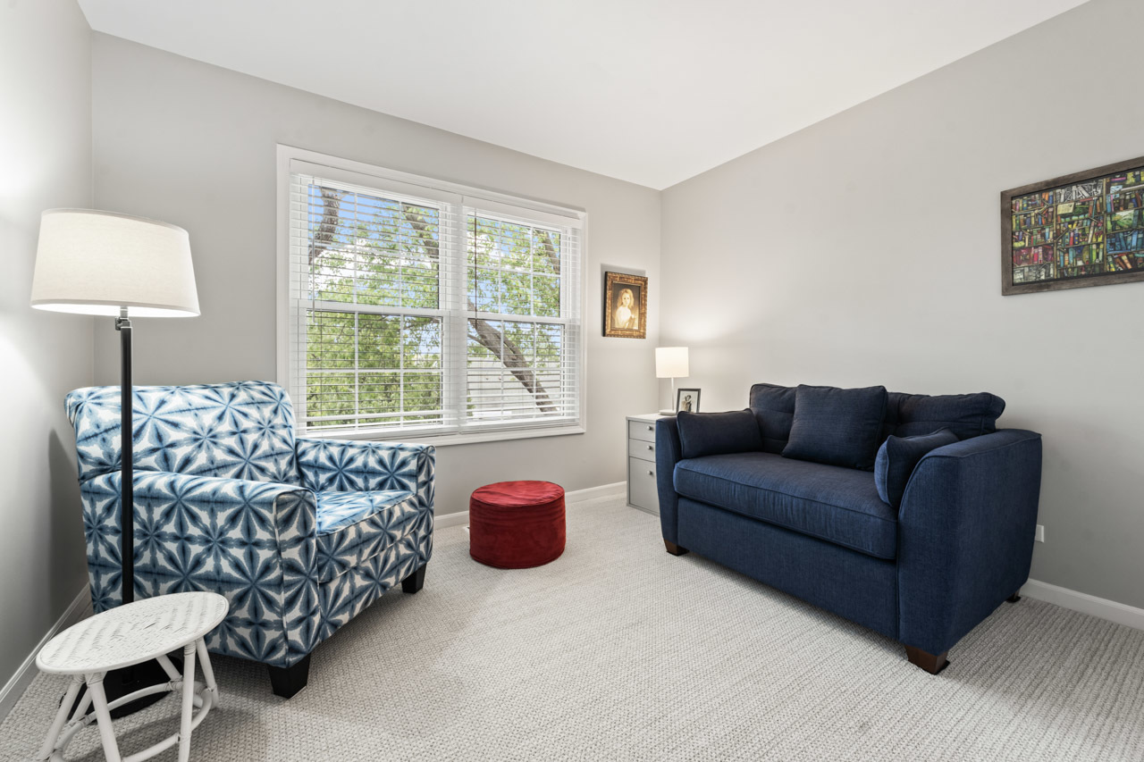 413 Edgewater Lane #413, Wauconda, IL 60084