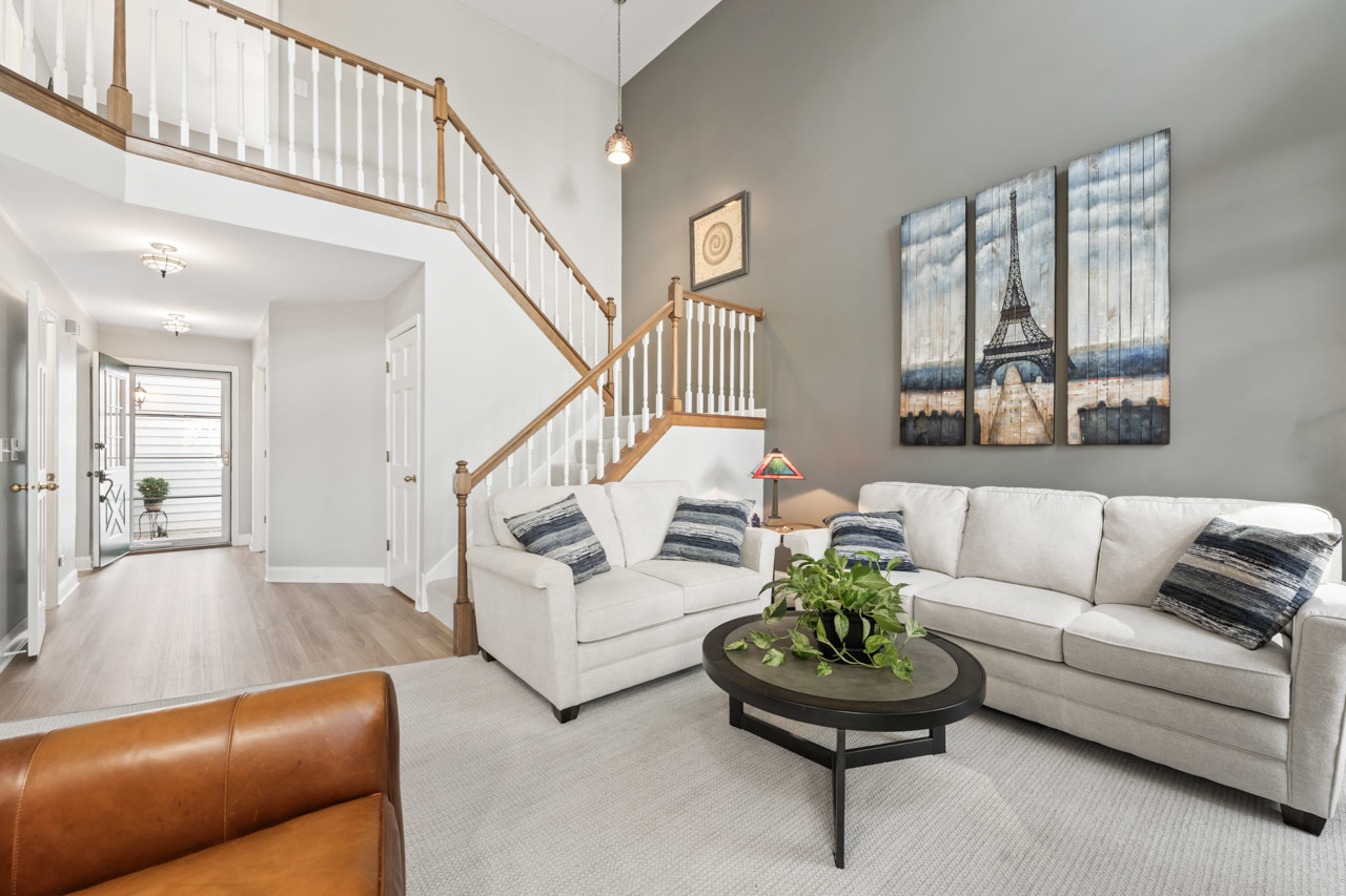 413 Edgewater Lane #413, Wauconda, IL 60084