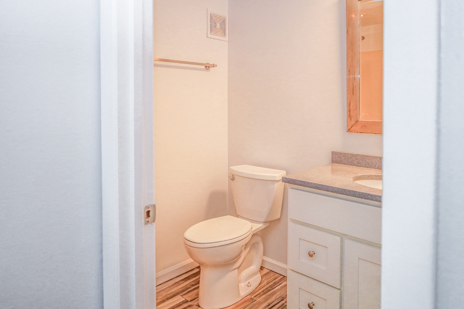 6020 Lake Bluff Drive #201, Tinley Park, IL 60477