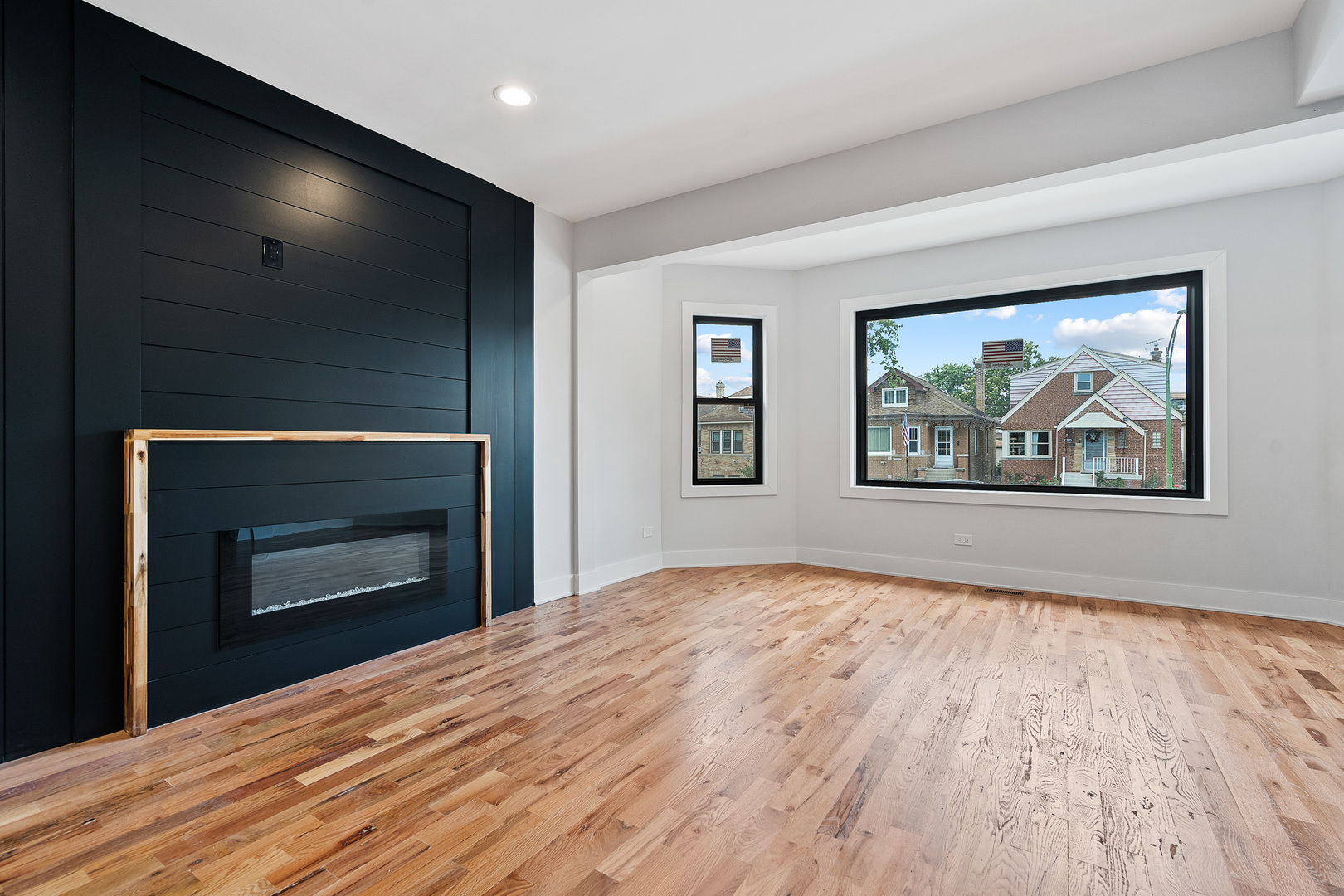 3529 N Nottingham Avenue, Chicago, IL 60634