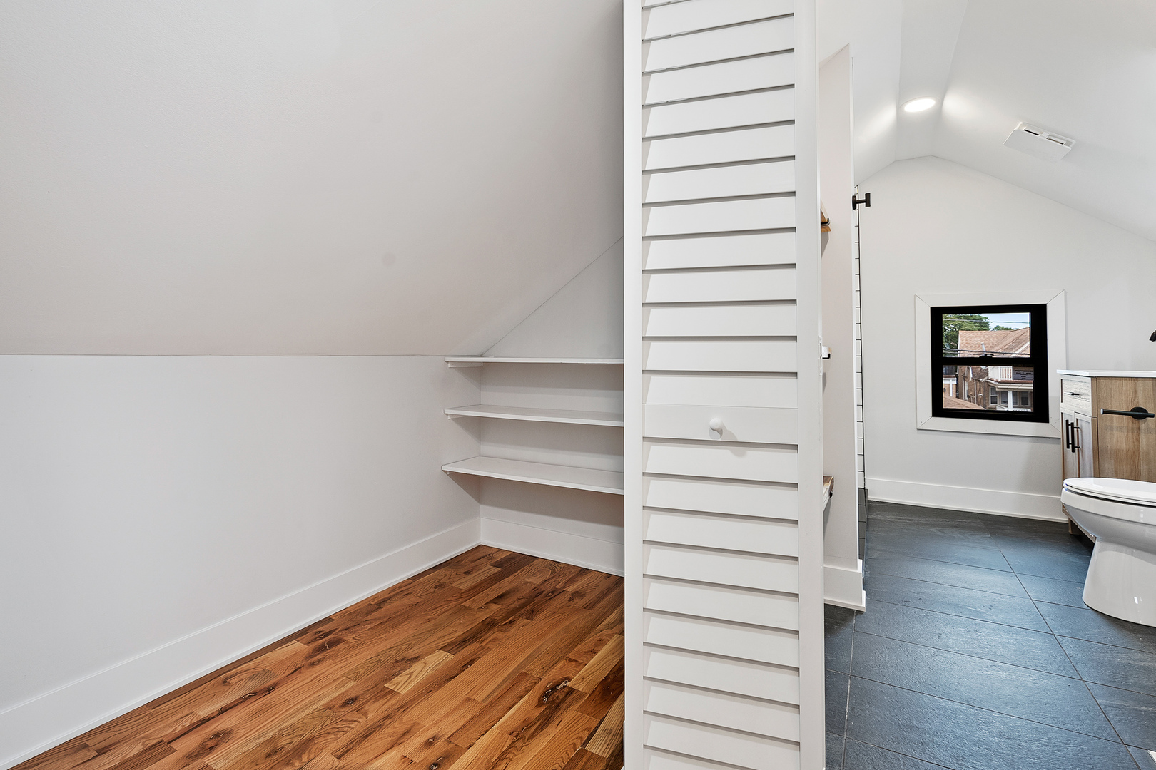 3529 N Nottingham Avenue, Chicago, IL 60634
