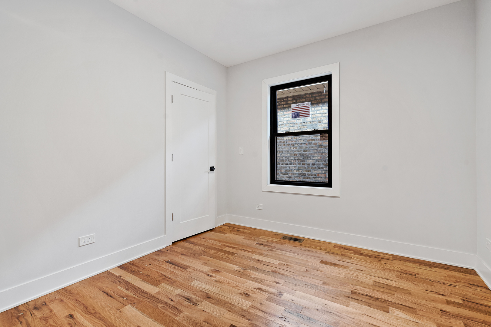 3529 N Nottingham Avenue, Chicago, IL 60634