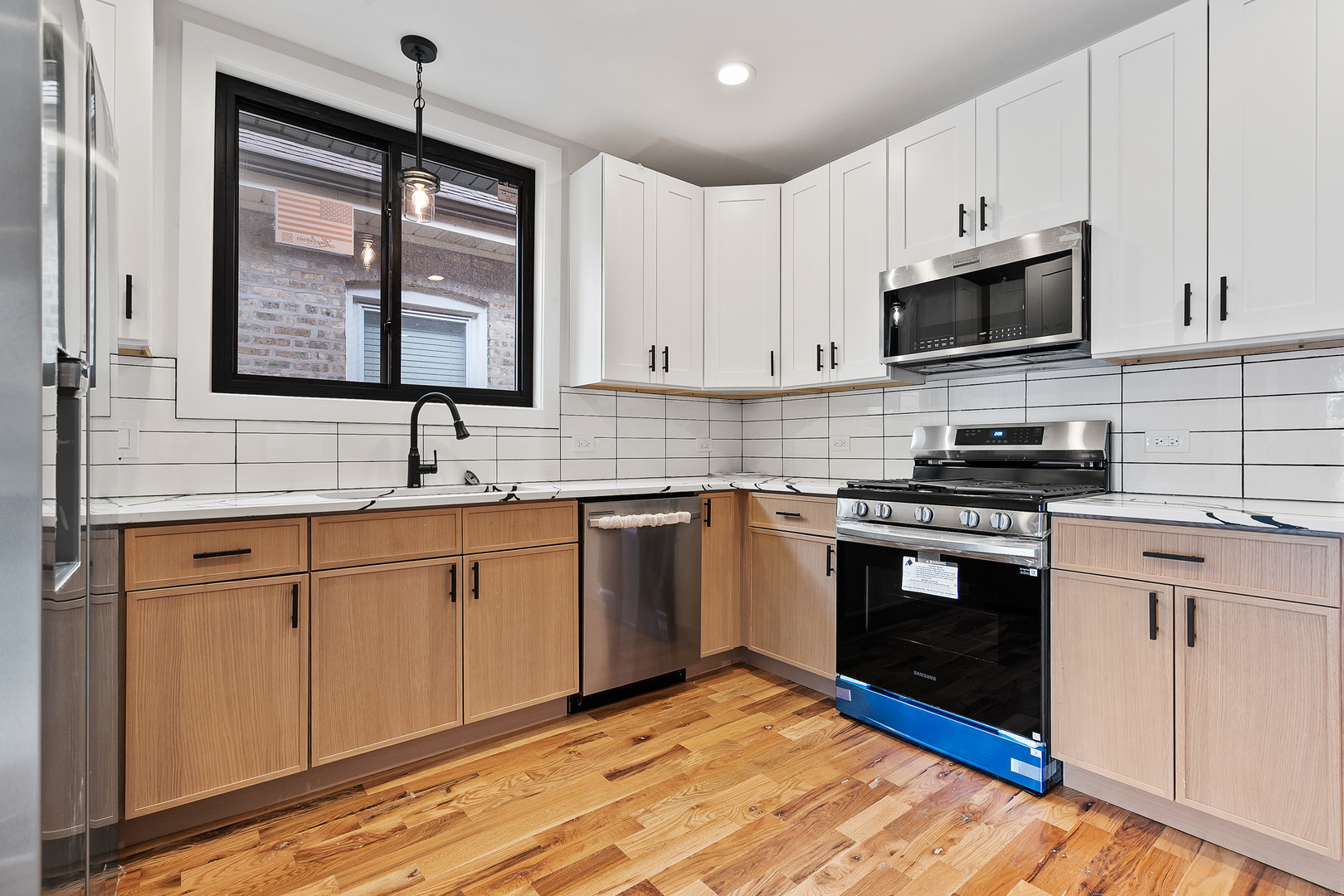 3529 N Nottingham Avenue, Chicago, IL 60634