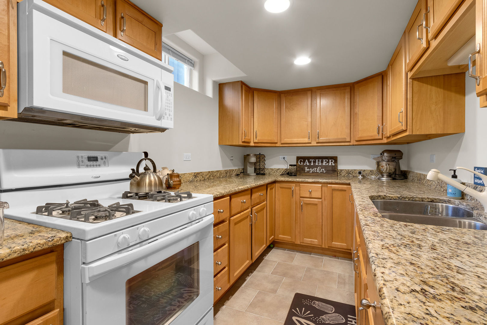 189 1st Street, Crystal Lake, IL 60014