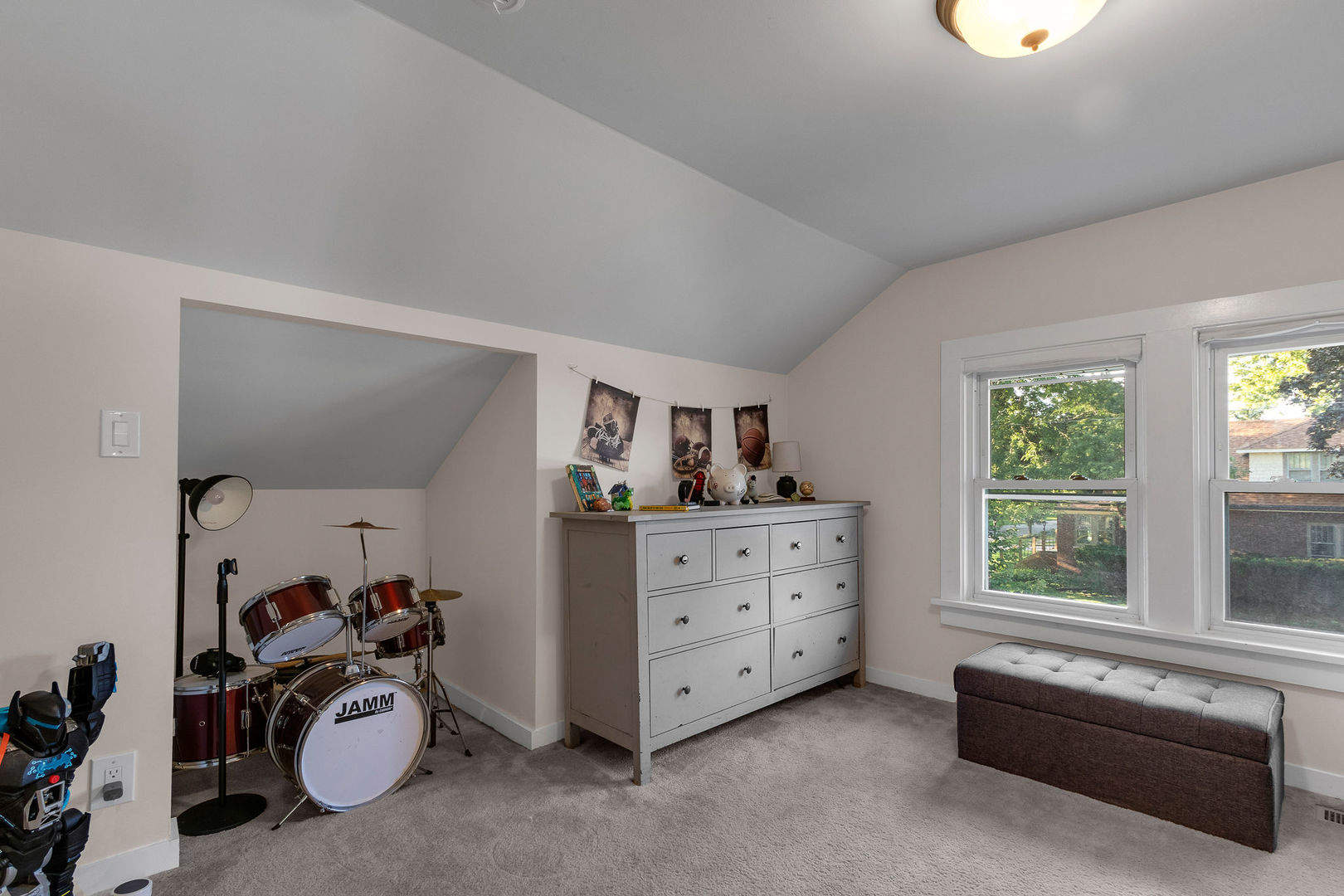189 1st Street, Crystal Lake, IL 60014