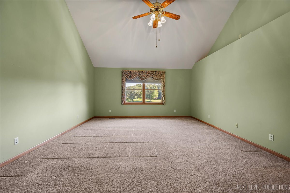413 Dover Court, Yorkville, IL 60560