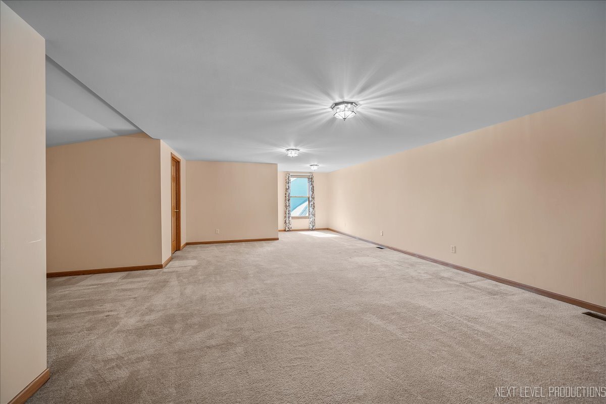 413 Dover Court, Yorkville, IL 60560