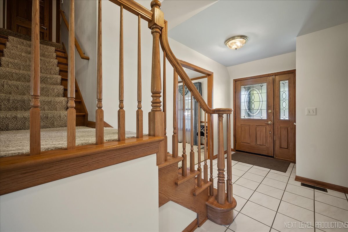 413 Dover Court, Yorkville, IL 60560