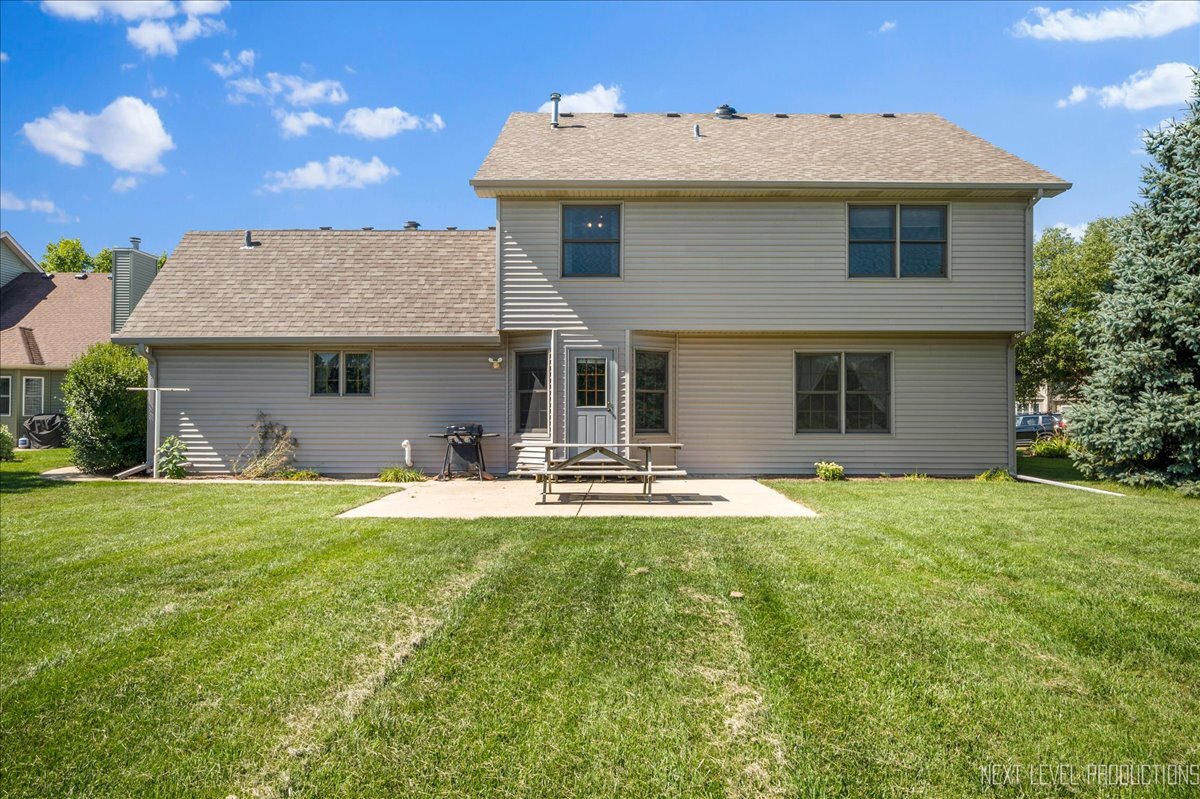 413 Dover Court, Yorkville, IL 60560