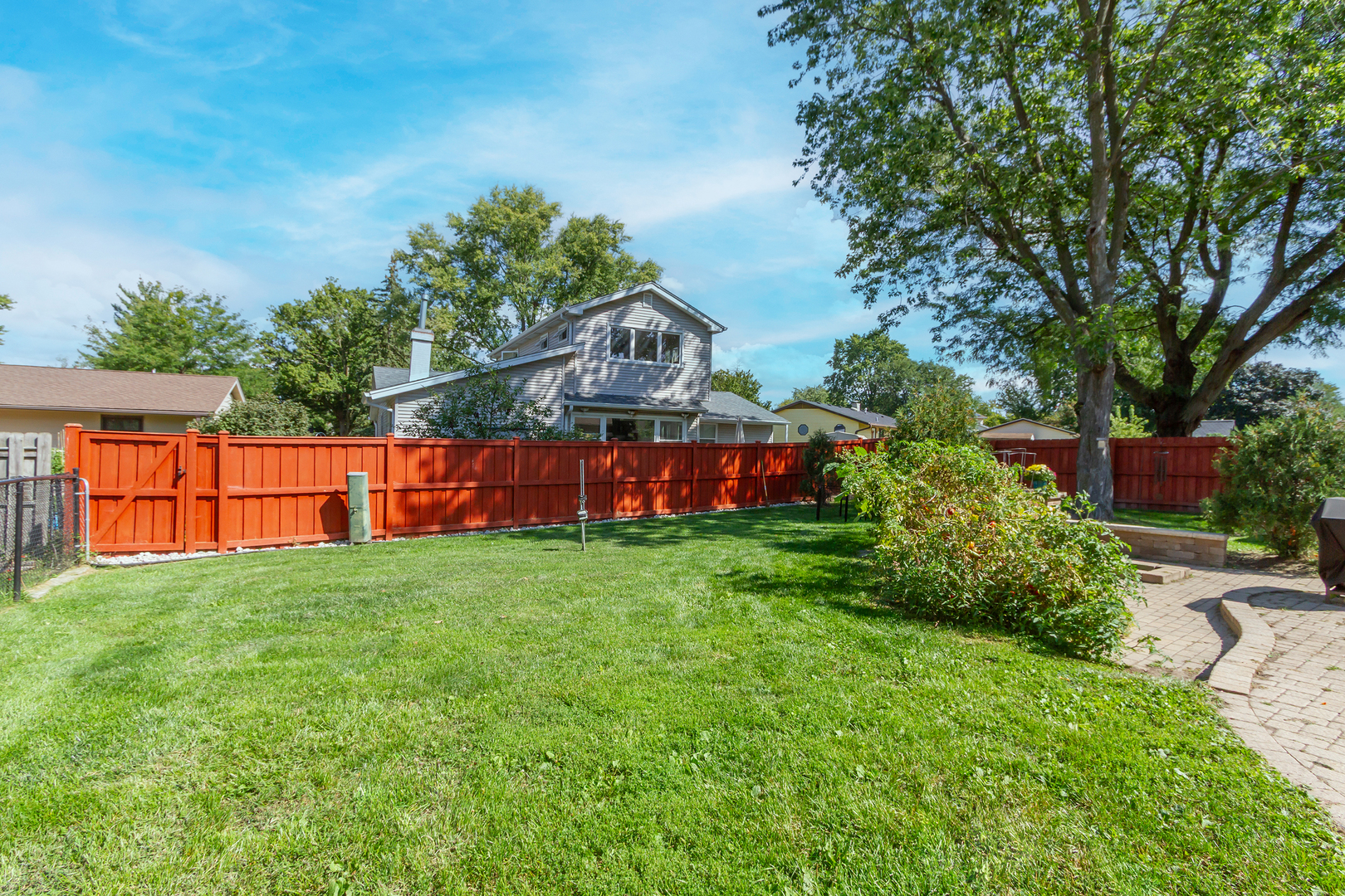 248 Clearmont Drive, Elk Grove Village, IL 60007