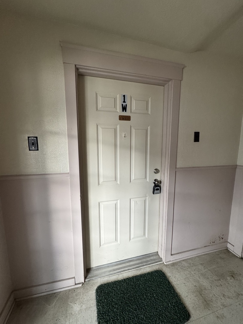 39 E Church Street #1W, Sandwich, IL 60548