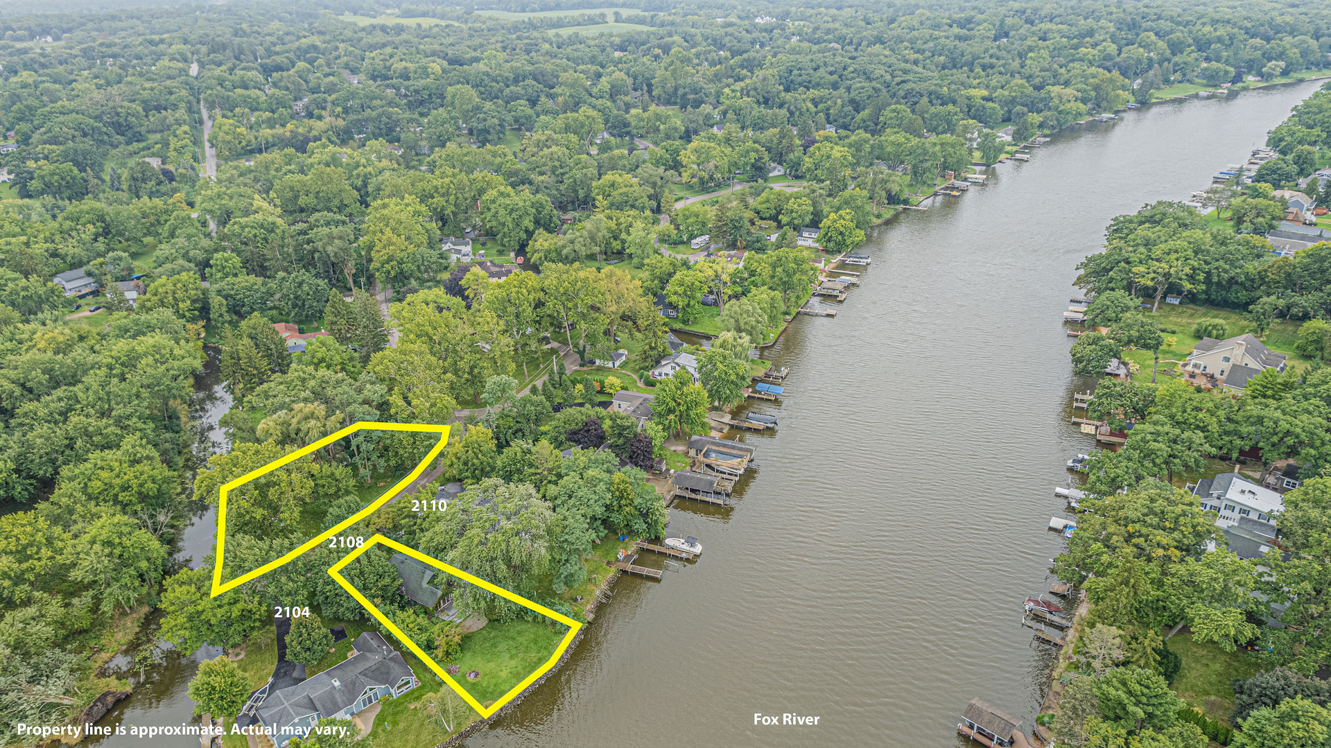 2108 Beach Drive, Fox River Grove, IL 60021