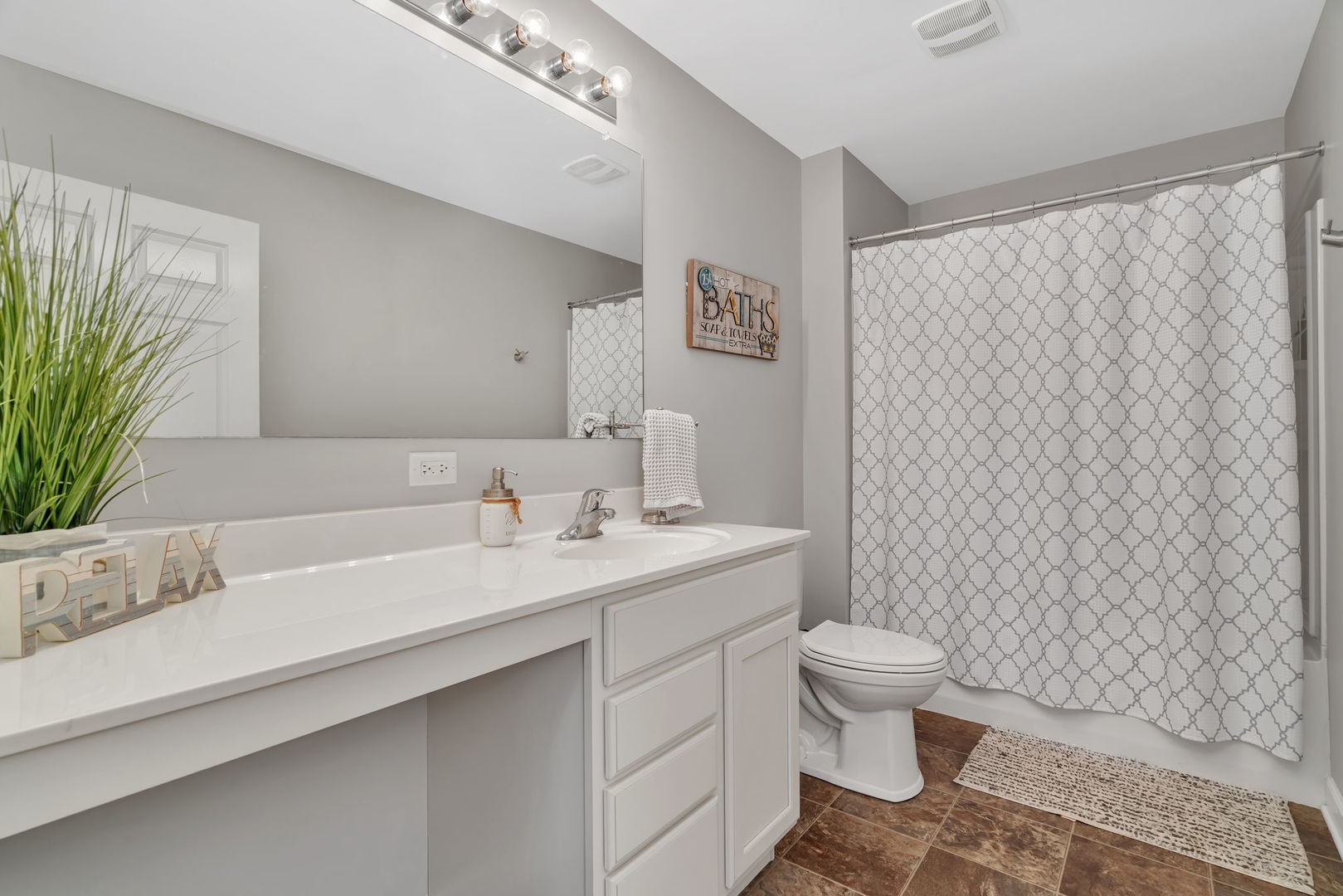 2284 Brookstone Drive, Bolingbrook, IL 60490