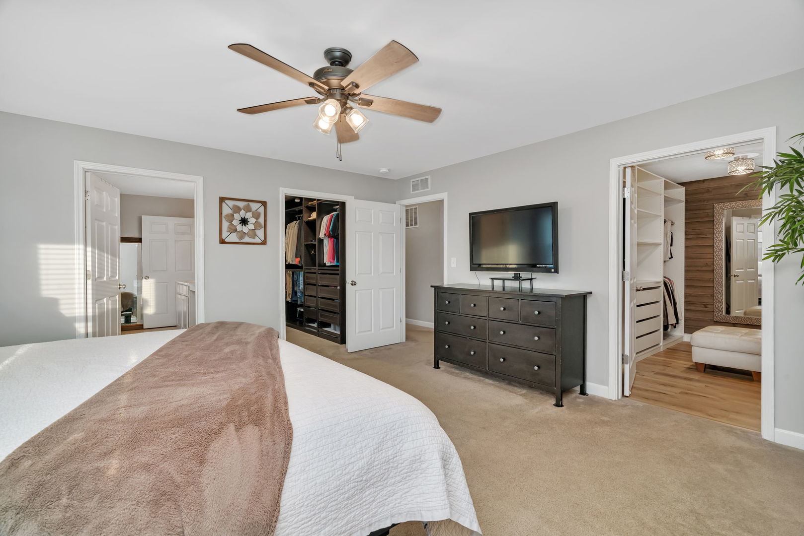 2284 Brookstone Drive, Bolingbrook, IL 60490