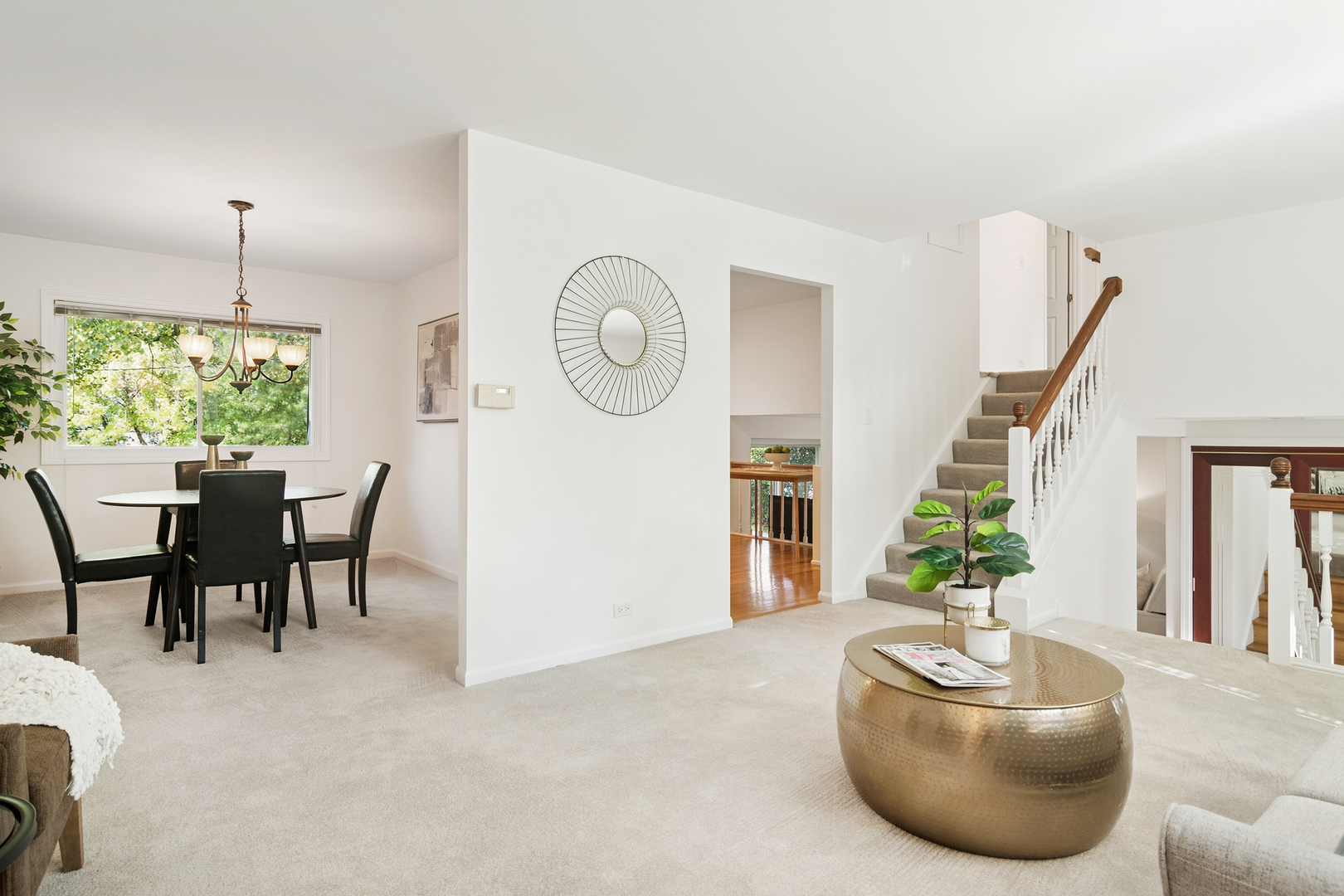 2340 N Lafayette Street, Arlington Heights, IL 60004