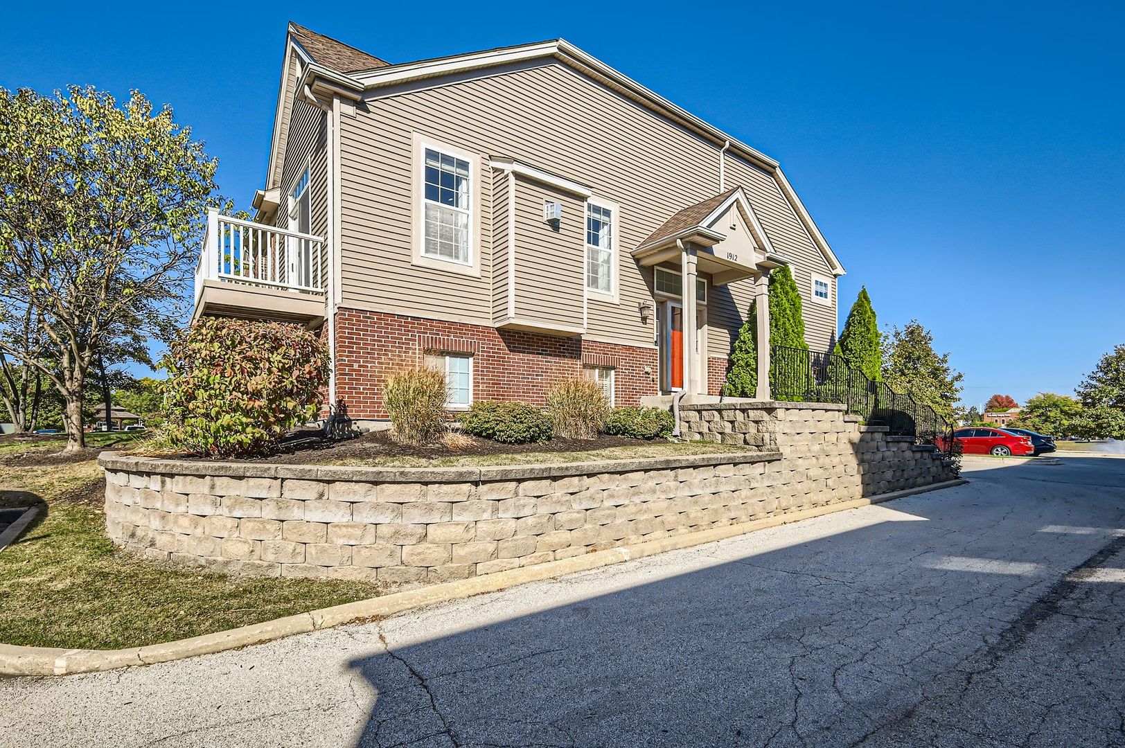 1912 Oxley Circle, Naperville, IL 60563