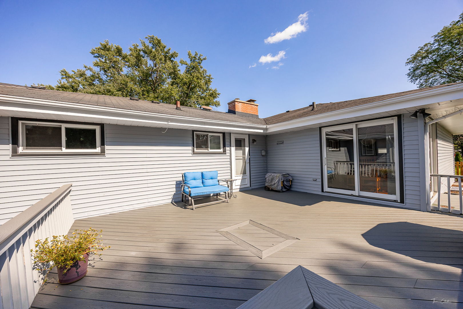 4140 Seeley Avenue, Downers Grove, IL 60515