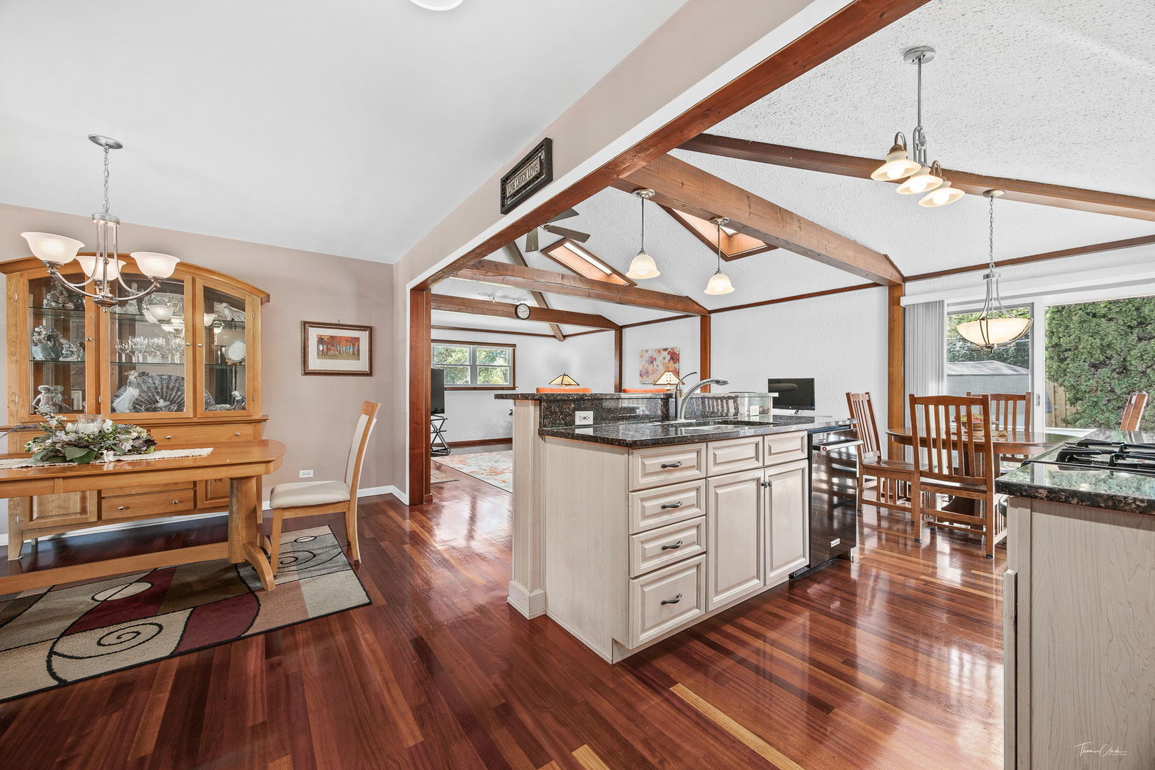 4140 Seeley Avenue, Downers Grove, IL 60515