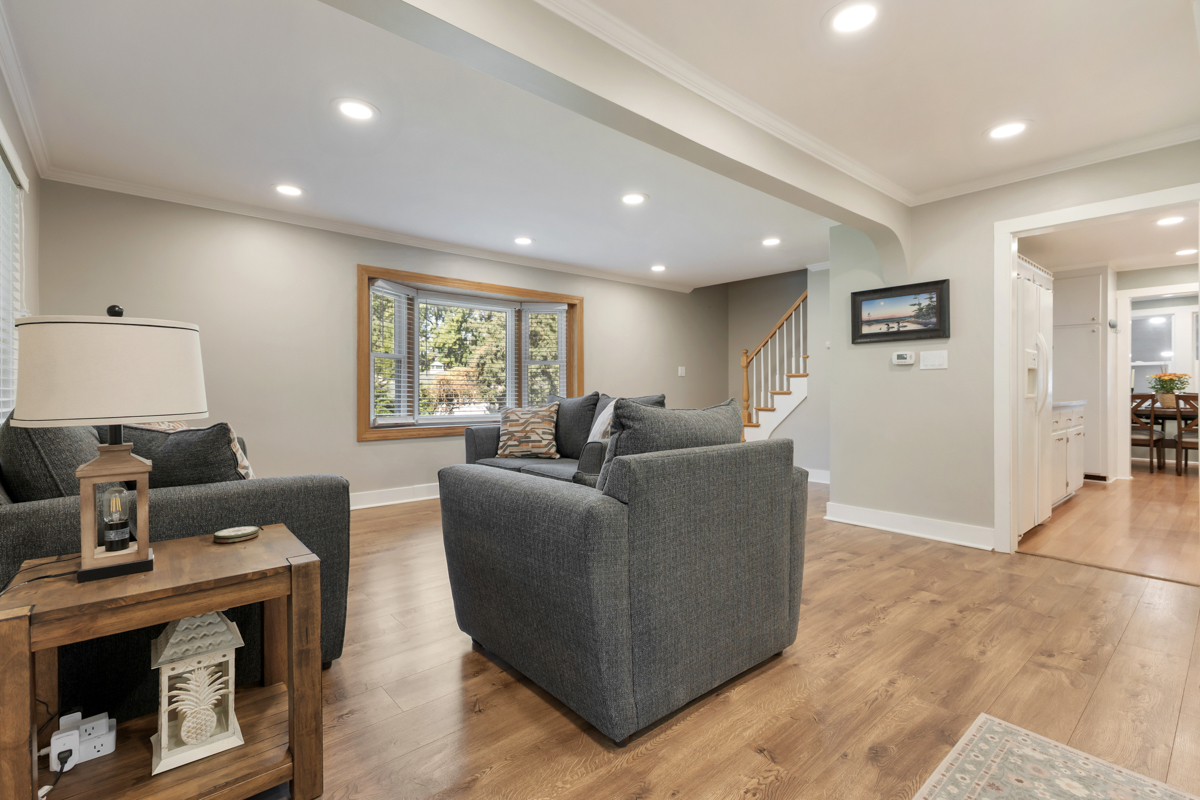 26700 W Woodland Avenue, Antioch, IL 60002