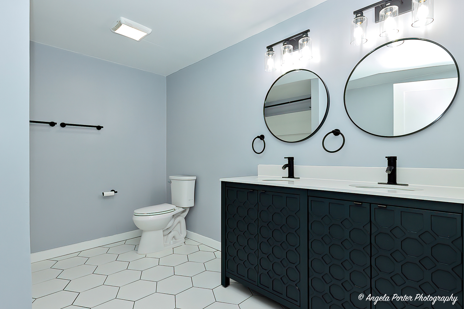 7719 Oak Drive, Wonder Lake, IL 60097