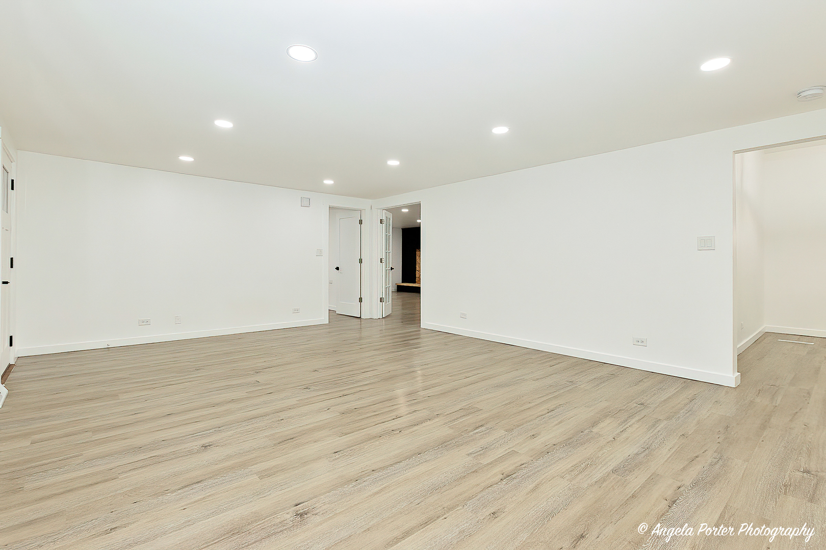 7719 Oak Drive, Wonder Lake, IL 60097