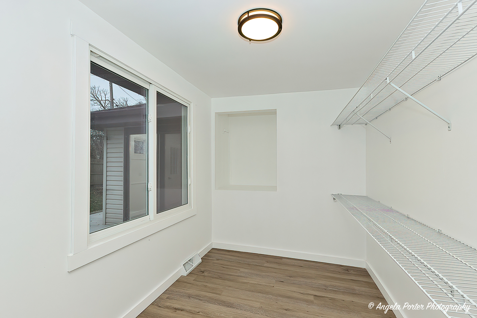 7719 Oak Drive, Wonder Lake, IL 60097