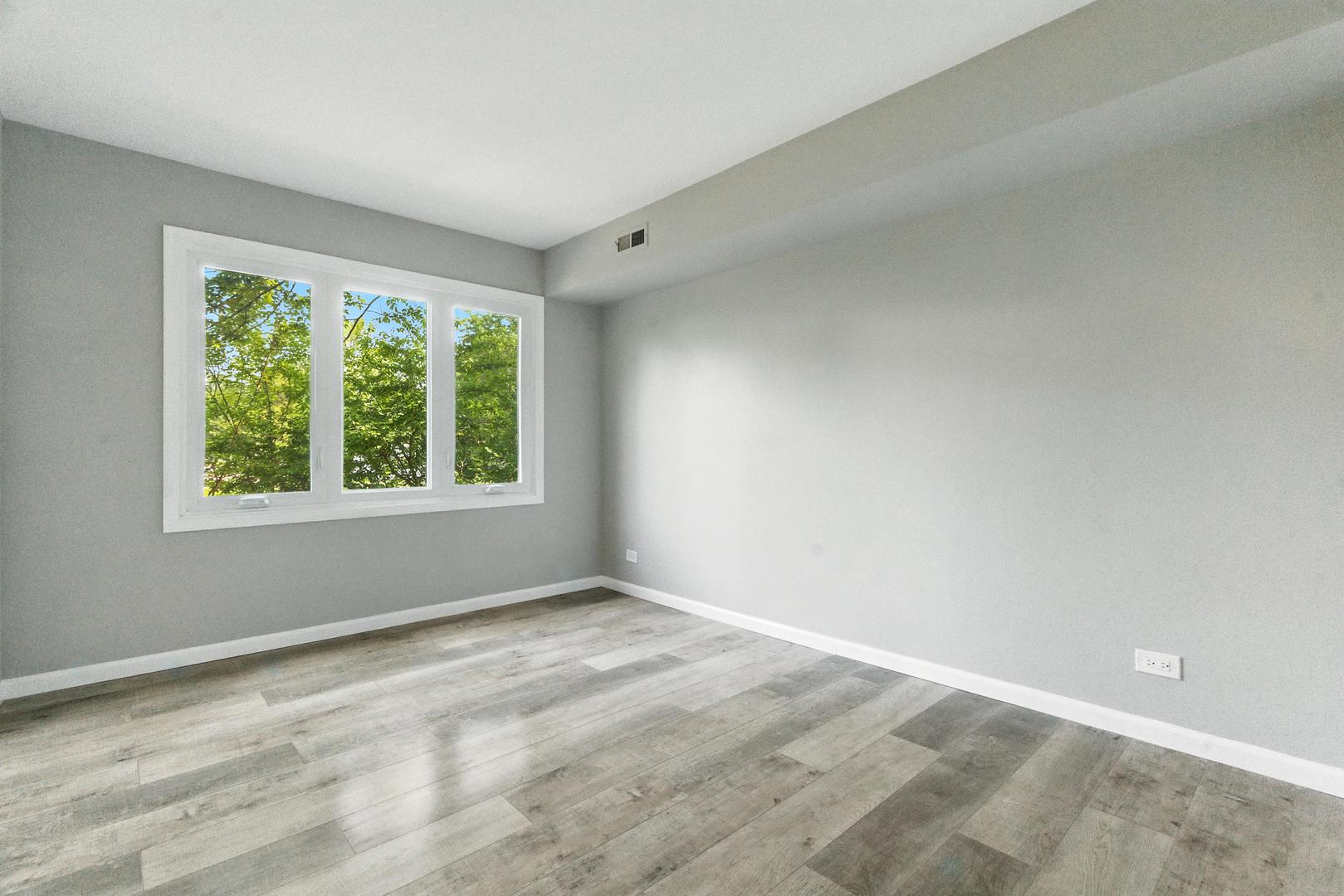 1415 Chartres Drive #1F, Northbrook, IL 60062