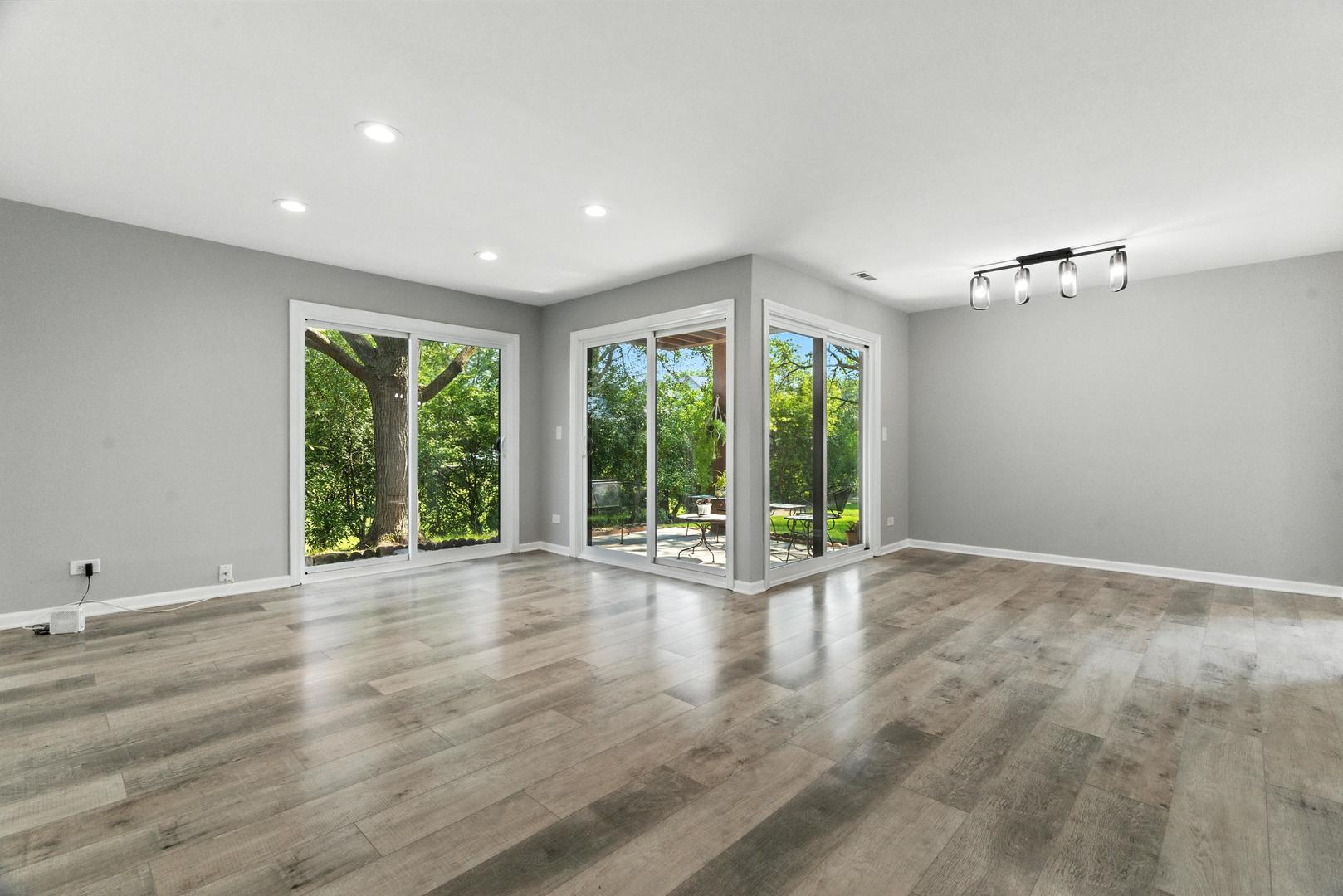 1415 Chartres Drive #1F, Northbrook, IL 60062