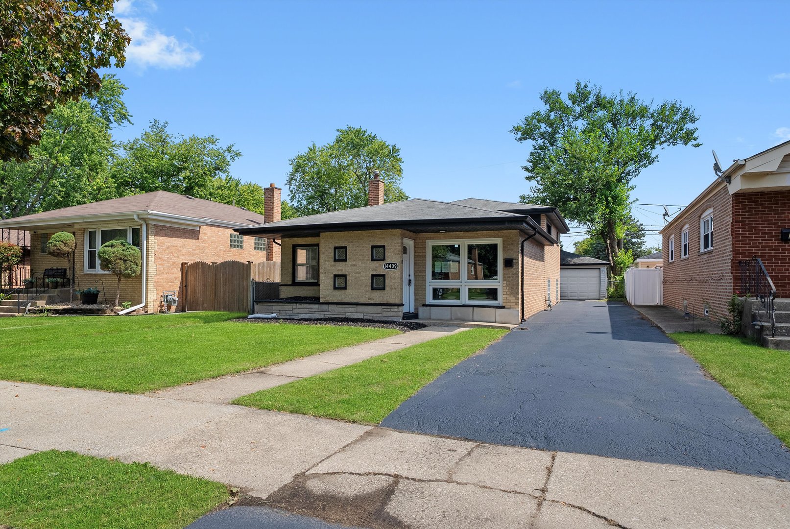 14409 Kimbark Avenue, Dolton, IL 60419