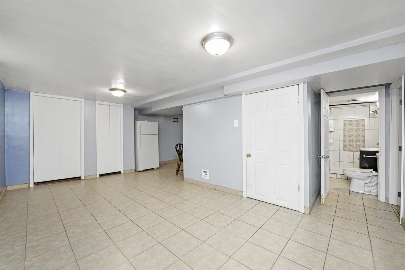 7820 S Sawyer Avenue #G, Chicago, IL 60652