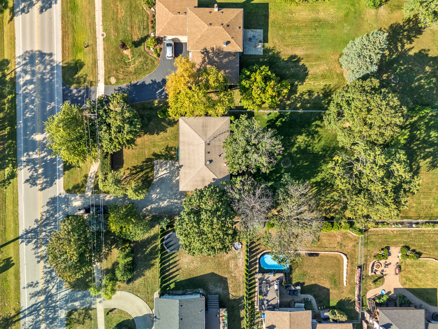 7831 Clarendon Hills Road, Willowbrook, IL 60527